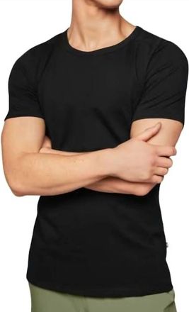 On Mens Movement Top In Black