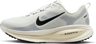 Nike Womens Vomero 18 Road Running Shoes (Extra Wide) in White | IF0515-103
