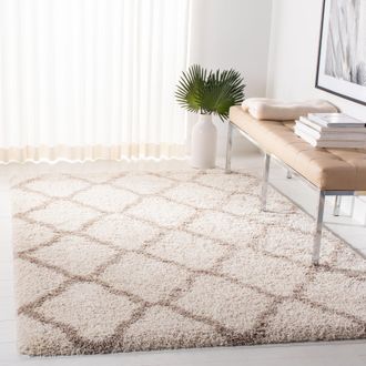 Safavieh Hudson Shag Machine Made Area Rug, Ivory / Beige Shag Flokati Style Easy Care