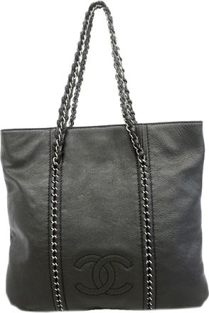 Chanel Black Leather Tote Bag (Pre-Owned)