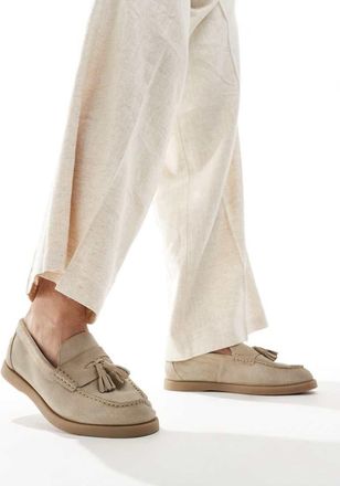 Asos loafers in stone suede with tassel-Neutral