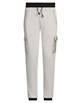 Emporio Armani PARTES DE ABAJO - Pantalones en YOOX.COM
