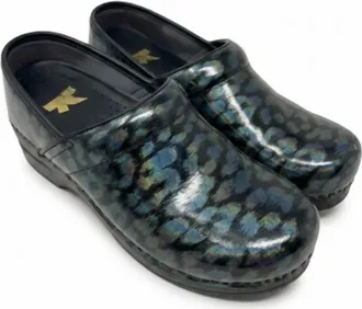 Dansko Womens Professional Patent Clogs In Metallic Cheeta