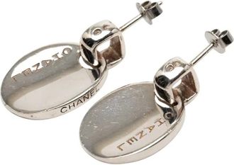 Chanel 2010-2020 Sterling Silver Logo Push Back earrings - women - Silver - One Size