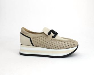 Softwaves Womens Chrys Slip-On Shoes In Camel Nappa