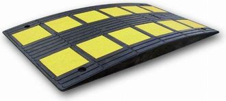 Viso Alfombrilla De Desaceleraci&oacute;n Safety Viso Negra Y Amarilla - 900 X 500 X 50 Mm - 25/30 Km - Safety50ju