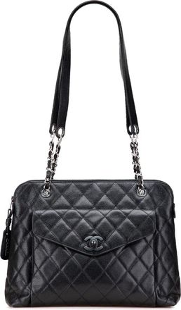 Chanel Borsa a spalla CC in pelle Caviar trapuntata con tasca frontale 1996-1997 - Nero