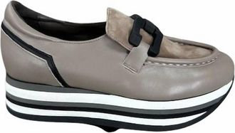 Softwaves Womens Cathy Loafers In Taupe Black