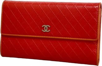 Chanel Red Color Grained Calfskin Long Wallet (Tri-Fold) (Pre-Owned)