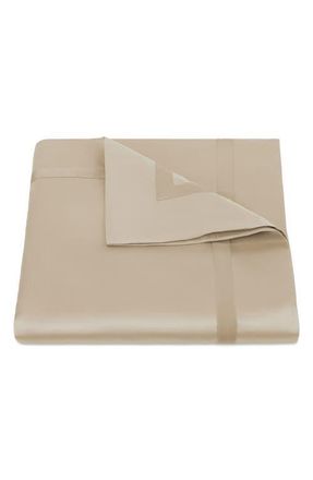 Matouk Nocturne Duvet Cover in Khaki at Nordstrom, Size King