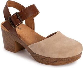 Muk Luks Merritt Quarter Strap Platform Pump in Natural/gold at Nordstrom, Size 9.5