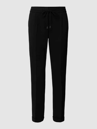 HUGO BOSS Regular Fit Bundfaltenhose mit elastischem Bund Modell Tariyana in Black, Gr&ouml;&szlig;e 34