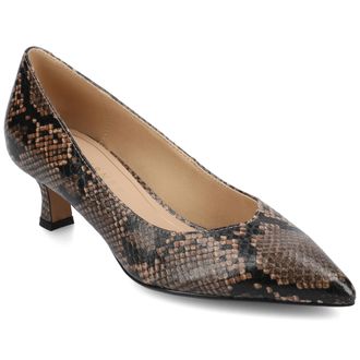 Journee Collection Women & apos;s Pammie Medium and Wide Width Pumps