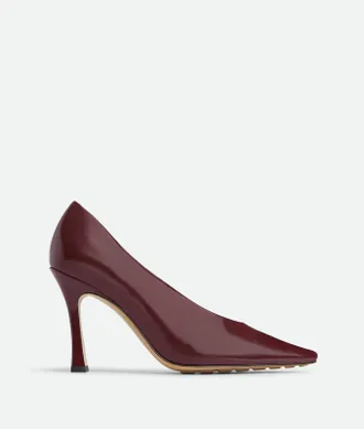BOTTEGA VENETA フェミニンな ☆ シャープ チェーン パンプス BOTTEGA VENETA(ボッテガヴェネタ) メッシュチェーンスクエア