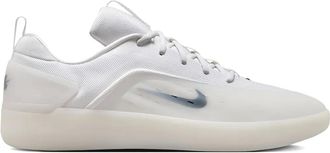 Nike SB Nyjah 4 White/Black sneakers