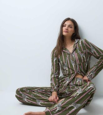 Chelsea Peers set pigiama super morbido con bottoni con stampa giraffe a linee verdi e rosa-Verde