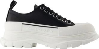 Alexander McQueen Sneakers, male, Black, 8 UK, Black Leather Trainers - Tread Slick