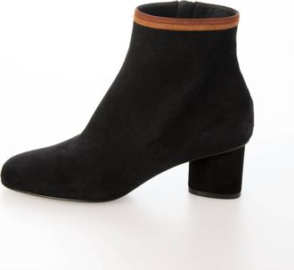 Ferragamo Womens Ankle Sude Booties In Black
