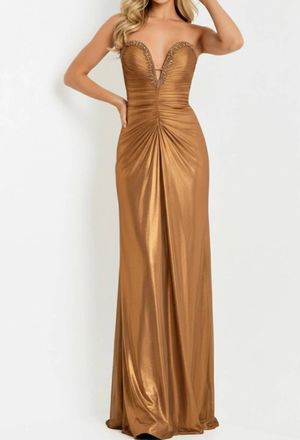 Jovani Metallic Sweetheart Gown In Bronze