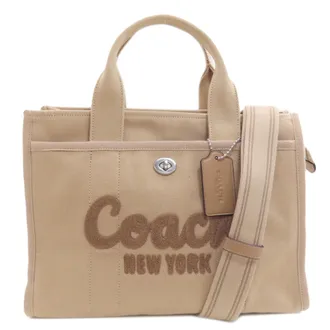 Coach Beige Canvas Tote Bag (Pre-Owned)