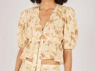 Traffic People Austin Avenue Top In Yellow