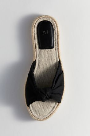 H&M Pantoletten-Espadrilles mit Twistdetail - Schwarz