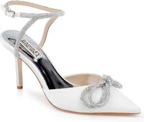 Badgley Mischka Jasmine Pointed Toe Pump in White Crepe at Nordstrom Rack, Size 6.5