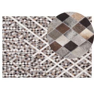 Beliani Alfombra Marr&oacute;n Beige 140 X 200 Cm Piel De Vacuno Estampado Geom&eacute;trico Akdere