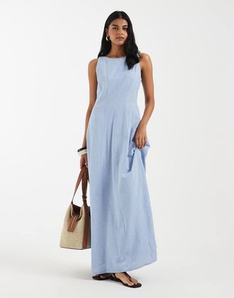 Vero Moda Vestito midi senza maniche azzurro con gonna a ruota e cuciture a vista-Blu