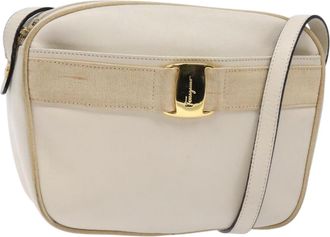 Ferragamo Vala Shoulder Bag Leather Leather Shoulder Bag Bag (Pre-Owned)