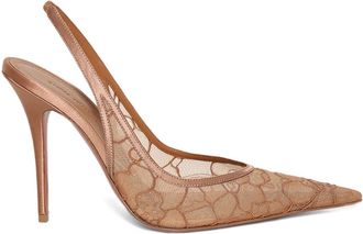 Amina Muaddi Stiletto pumps met kanten detail - Beige