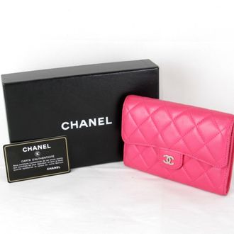Chanel Pink Leather Wallet (Bi-Fold) (Pre-Owned)
