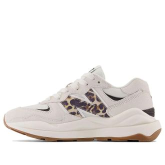 New Balance (WMNS) New Balance 57/40 White W5740APC