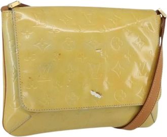 Louis Vuitton Pre-owned Cross Body Bags, female, Yellow, Size: ONE SIZE Pre-owned Leather Cross Body Bag