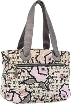 Chanel Pre-owned Handbags, female, Multicolor, Size: ONE SIZE Pre-owned Canvas Handbag