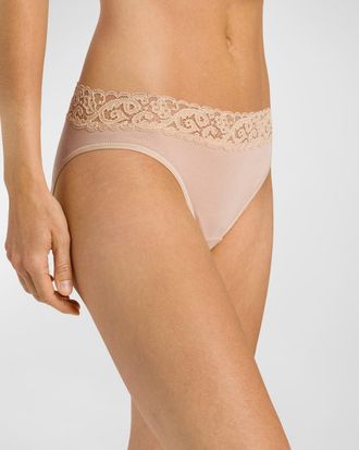 Hanro Moments High-Cut Lace-Trim Briefs