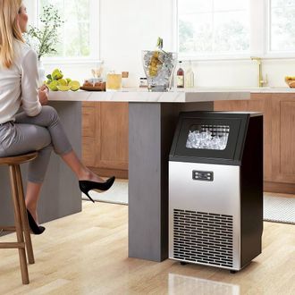 HOMCOM Freestanding Ice Machine with 45kg/24H Capacity, Commercial Ice Maker in Silver