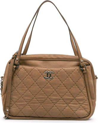 Chanel Borsa a tracolla Relax CC in pelle di vitello trapuntata e finitura iridescente 2012 - Marrone