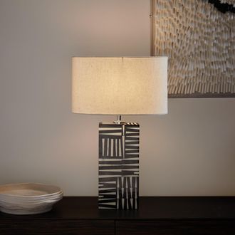 AM.PM Tafellamp van zwart en wit hars, Kucha