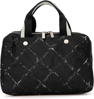 Chanel Pre-owned Handbags, female, Black, Size: ONE SIZE Pre-owned Structured Carry Bag