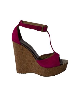 Jimmy Choo London Jimmy Choo T-Bar Peep Toe Wedge in Roze Suède