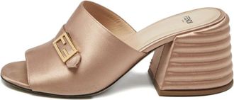 Fendi Mules con tacco largo - Rosa