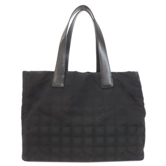 Chanel Black Nylon Tote Bag (Pre-Owned)