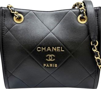Chanel Black Leather Shoulder Bag Tote Bag (Pre-Owned)
