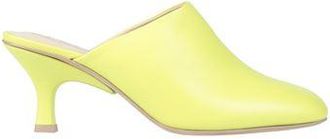Tod's CALZATURE - Mules & Zoccoli su YOOX.COM