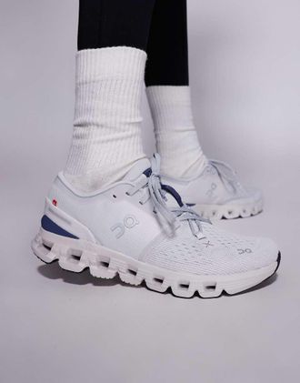 On Running ON - Cloud X 4 - Sneakers lilla-Viola