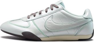 Nike (WMNS) Nike Sprint Sister Metallic Silver Cave Stone IW2341-001