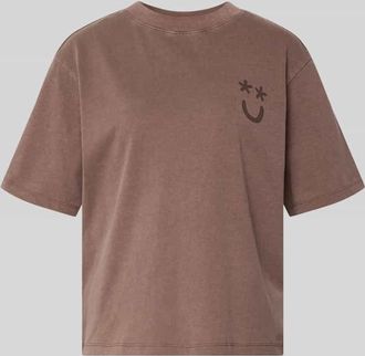 Jake*s Casual T-Shirt Motiv-Print und Rundhalsausschnitt in Dunkelbraun, Gr&ouml;&szlig;e XXL