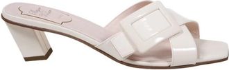 Roger Vivier Lacquered Buckle Mule 45 - Dames - Muiltjes - Beige - 40 EU - Leer - Schoenen