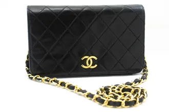 Chanel Vintage Full Flap Quilted Lambskin Black Leather Handbag (Pre-Owned)